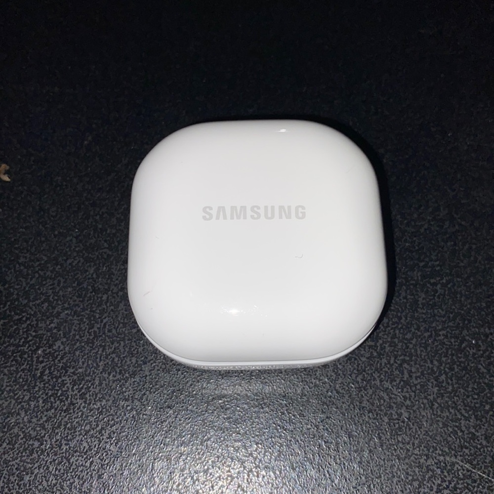 SAMSUNG Galaxy Buds 2
